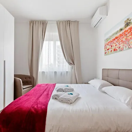 Apartament Red Subway Line Modern Flat *