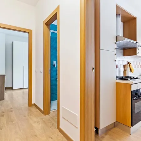 Apartament Red Subway Line Modern Flat *